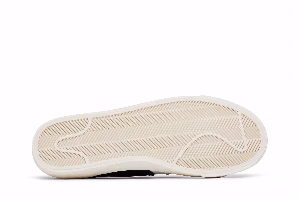 Nike Men's Blazer Low White Black, view 5