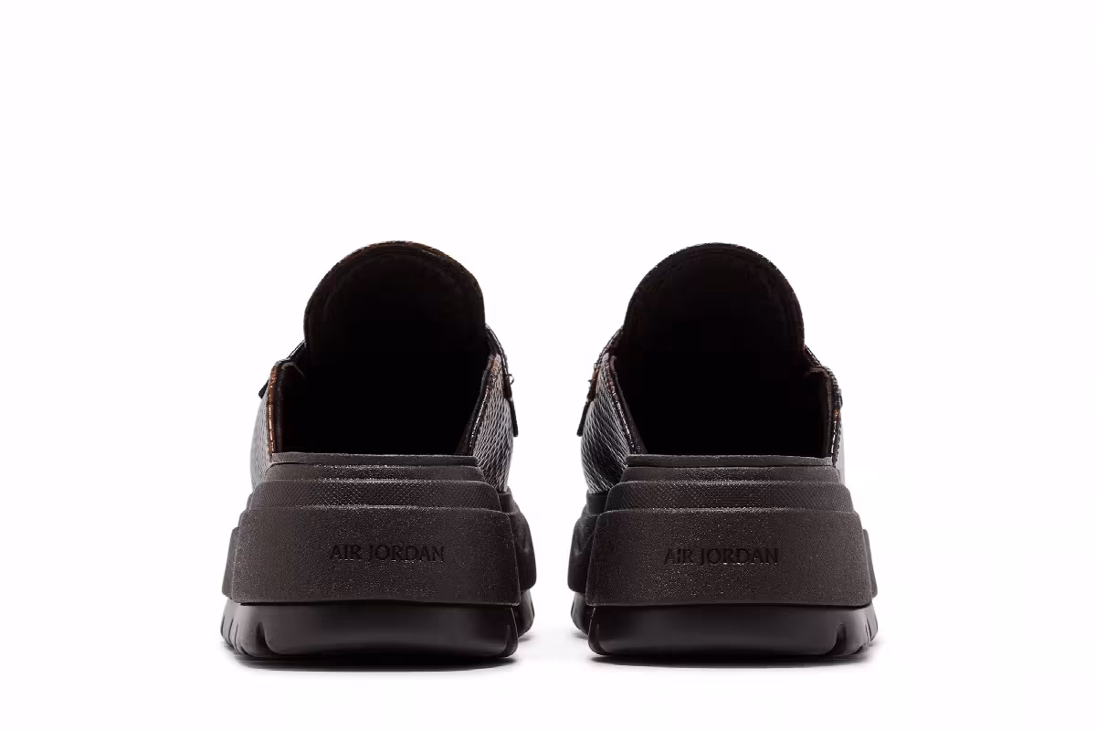 Women's Air Jordan Mule SE Velvet Brown, view 7