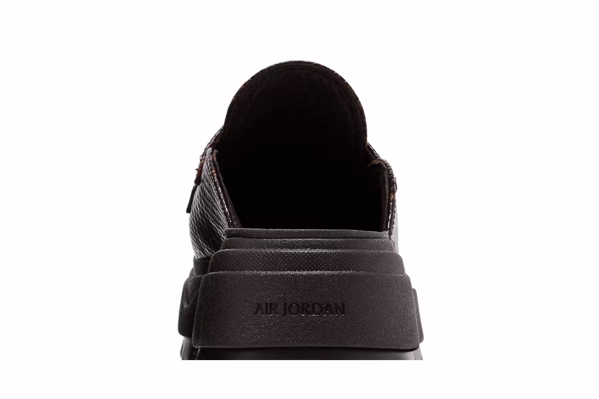Women's Air Jordan Mule SE Velvet Brown, view 8