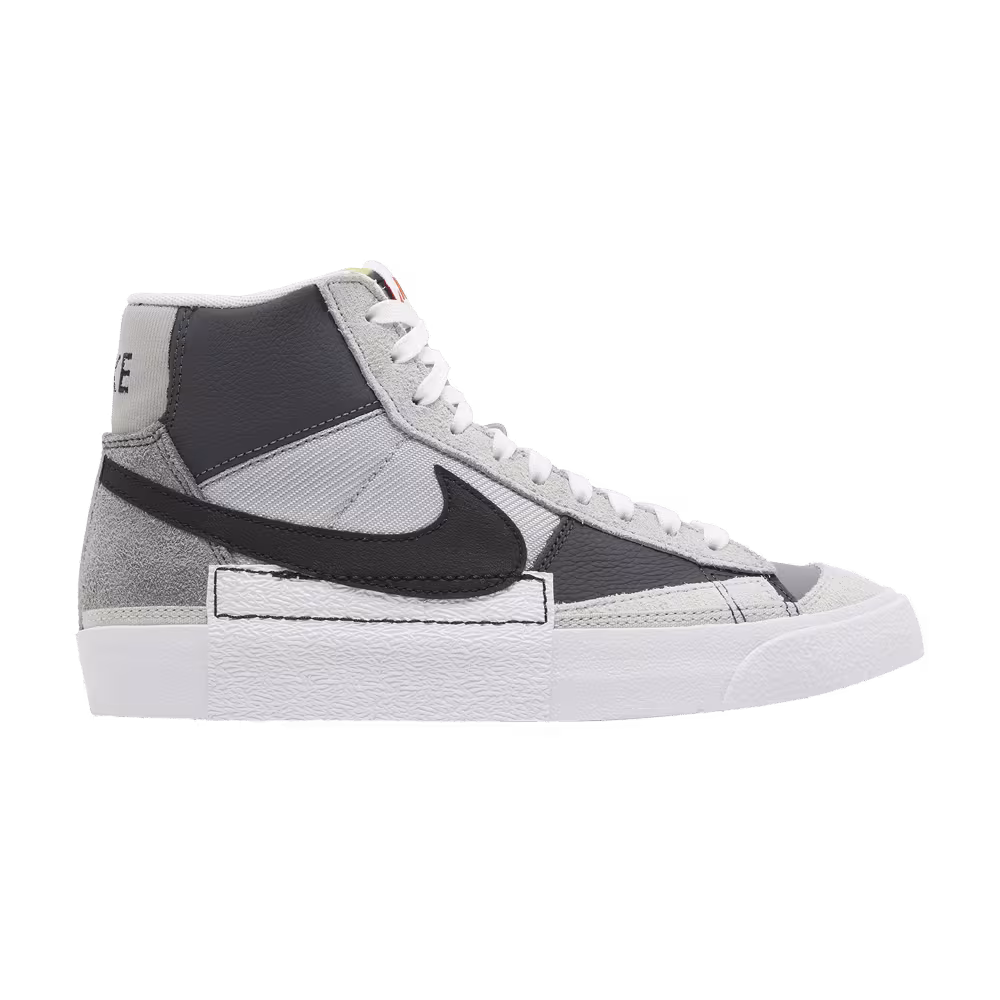 Nike Blazer Mid Remastered - Grey Black