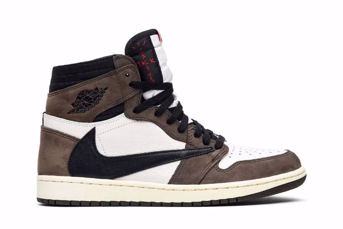 Travis Scott x Air Jordan 1 High OG Mocha, view 2