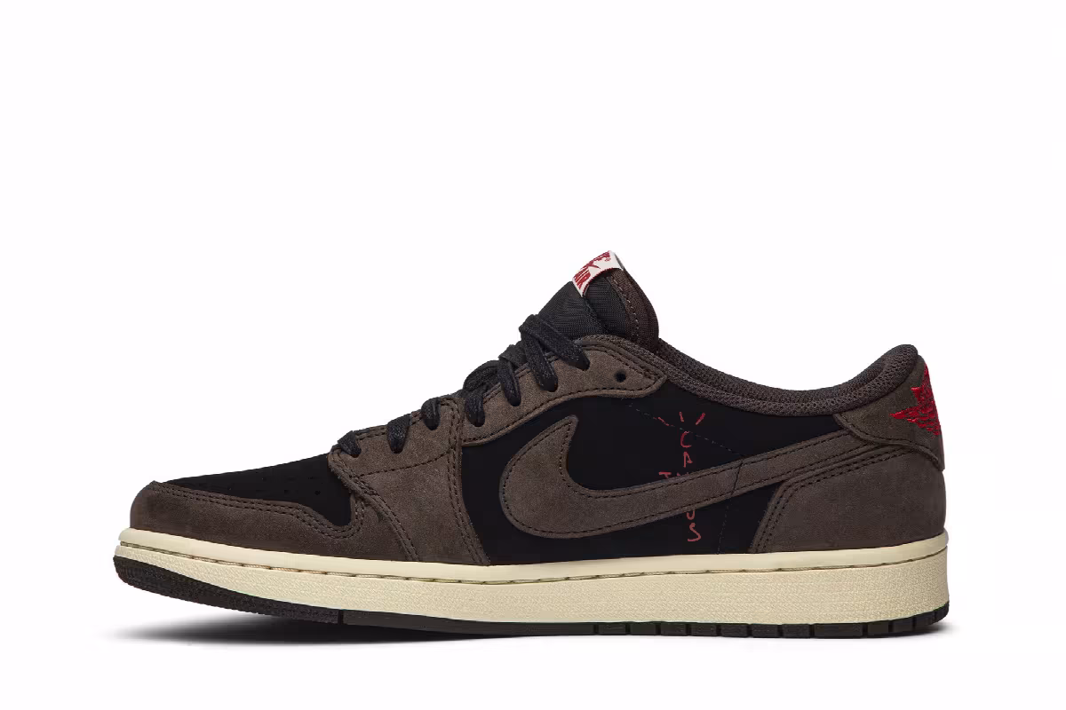 Travis Scott x Air Jordan 1 Low Mocha, view 4