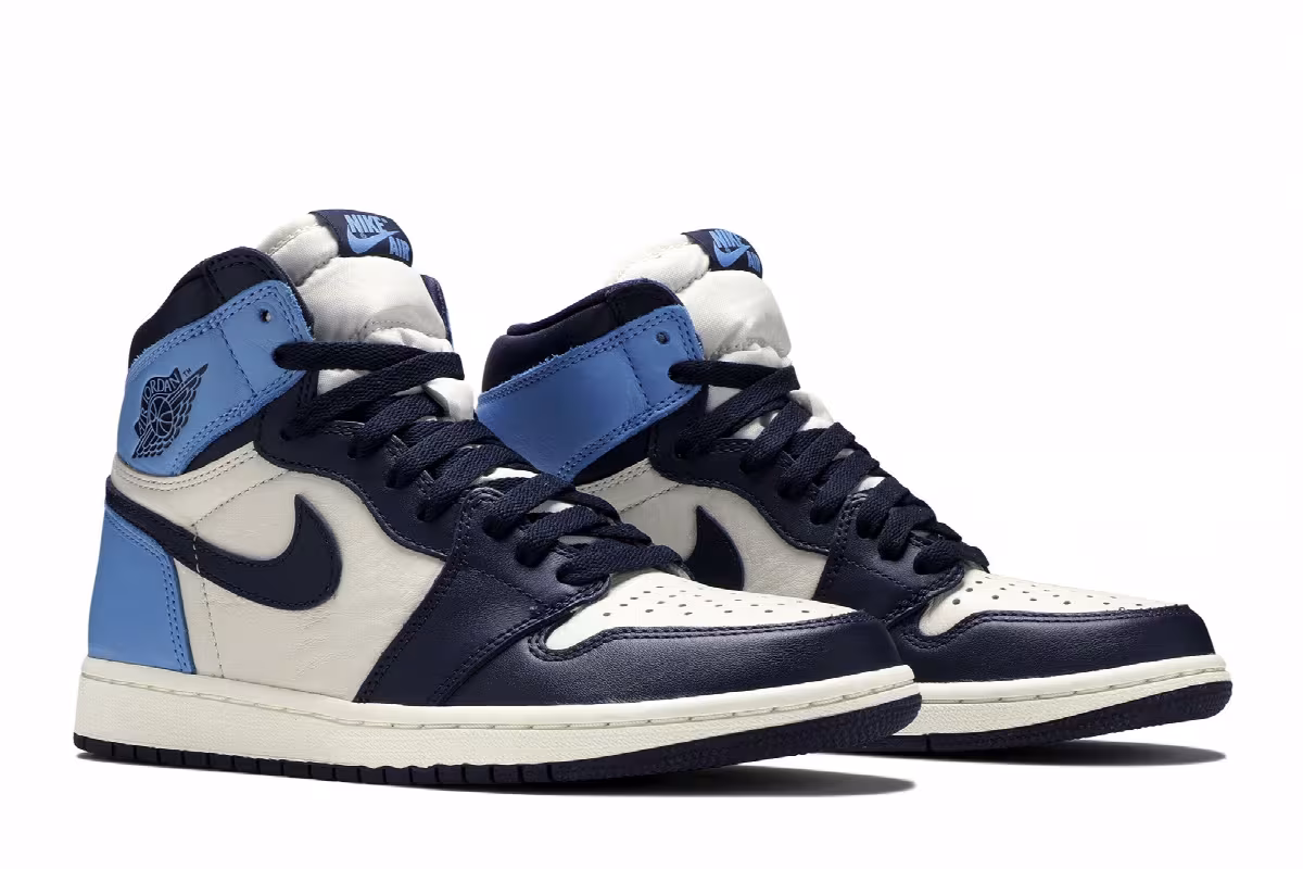 Air Jordan 1 High OG Obsidian, UNC, view 9