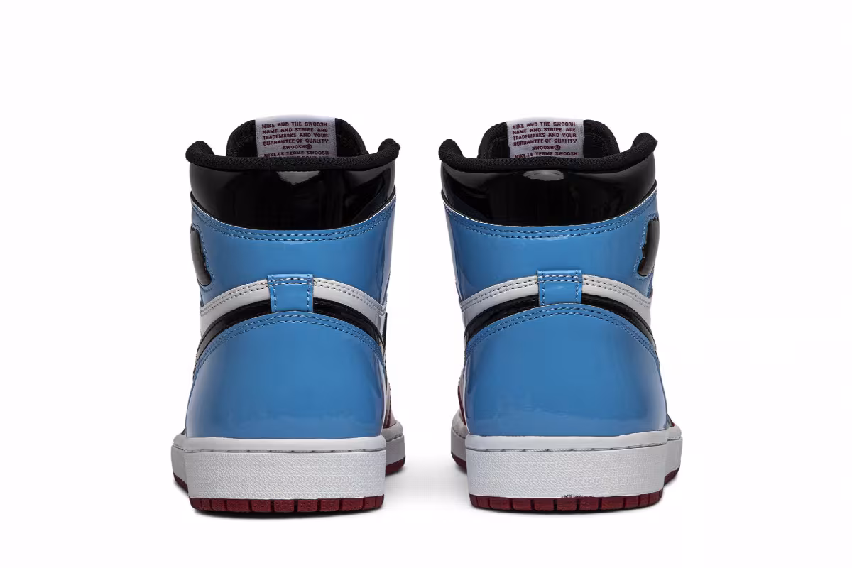 Air Jordan 1 High OG Fearless, view 7