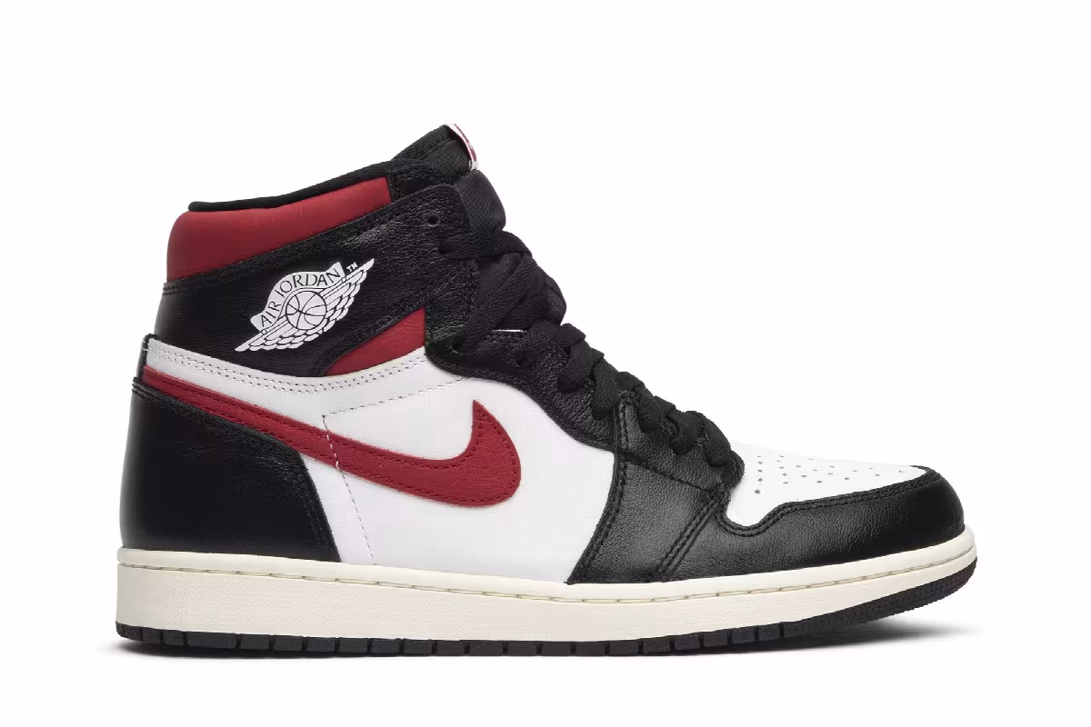 Air Jordan 1 High OG Gym Red, view 2