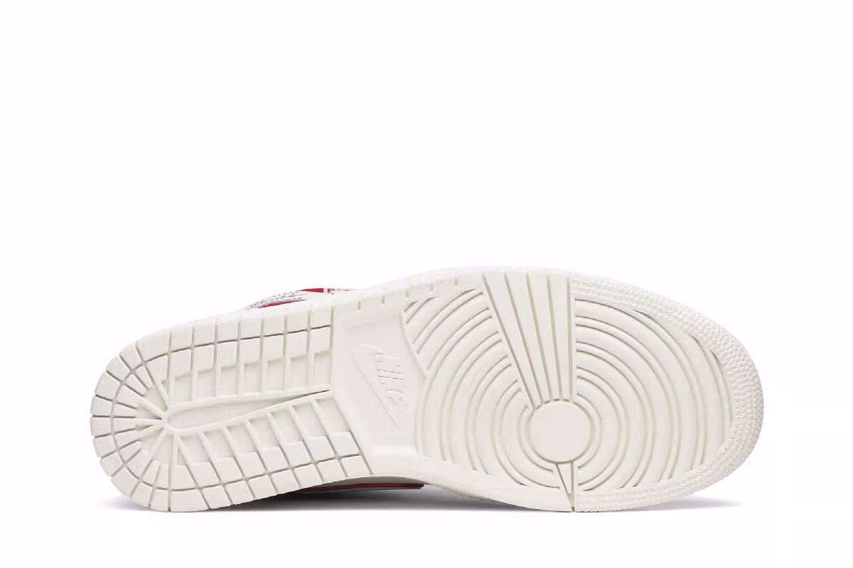Air Jordan 1 High OG Phantom, view 5