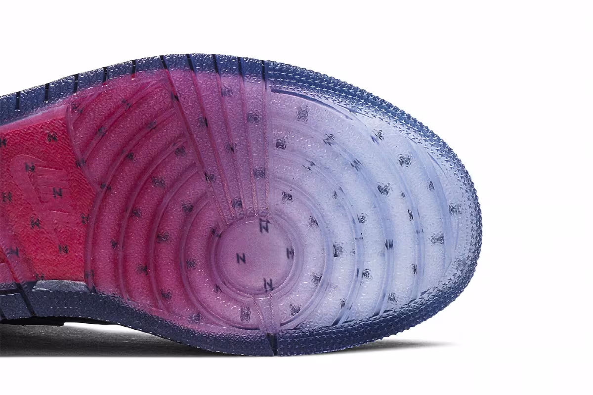 Air Jordan 1 High Zoom Fearless, view 6