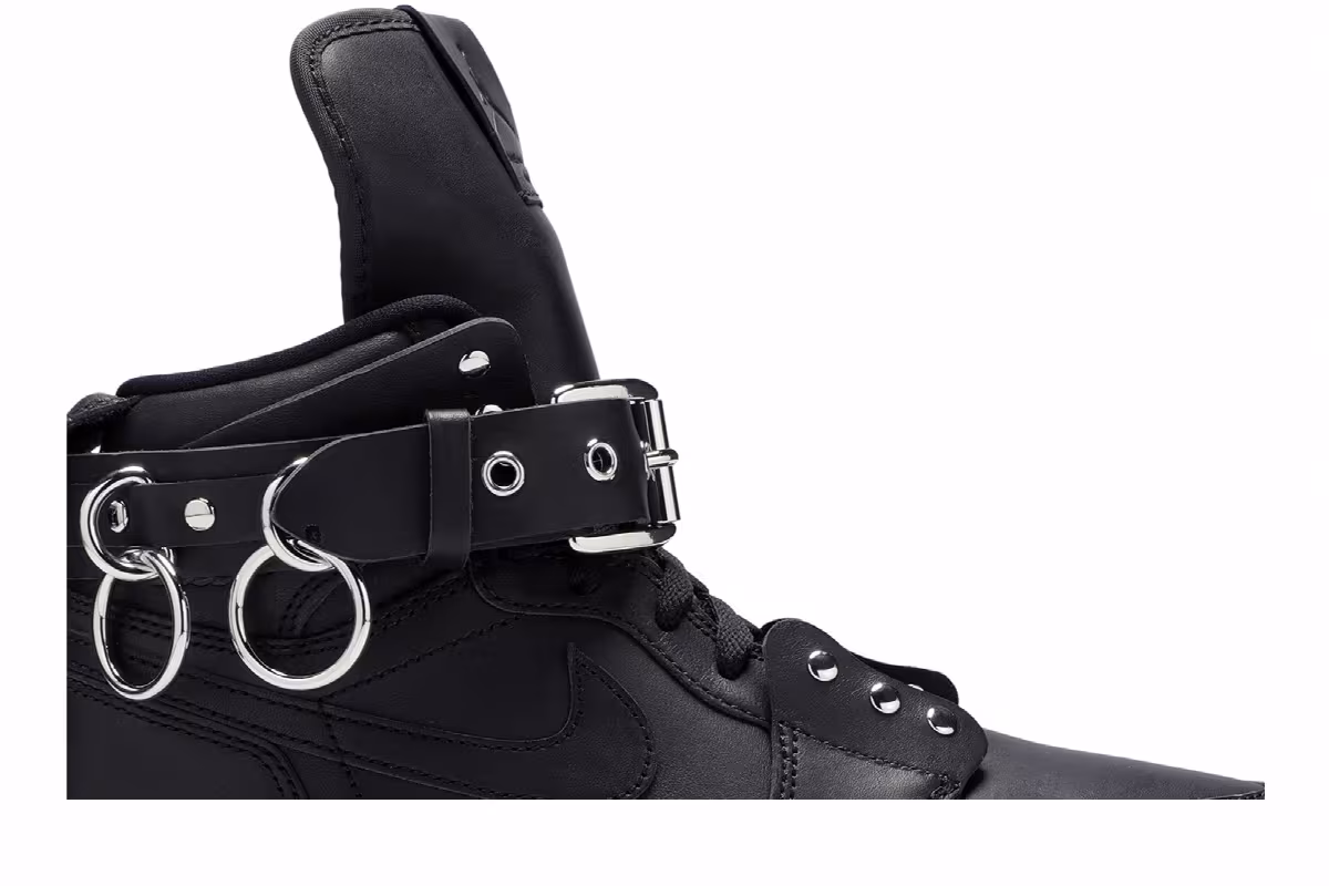 Comme des Garçons x Air Jordan 1 Strap High Black, view 3