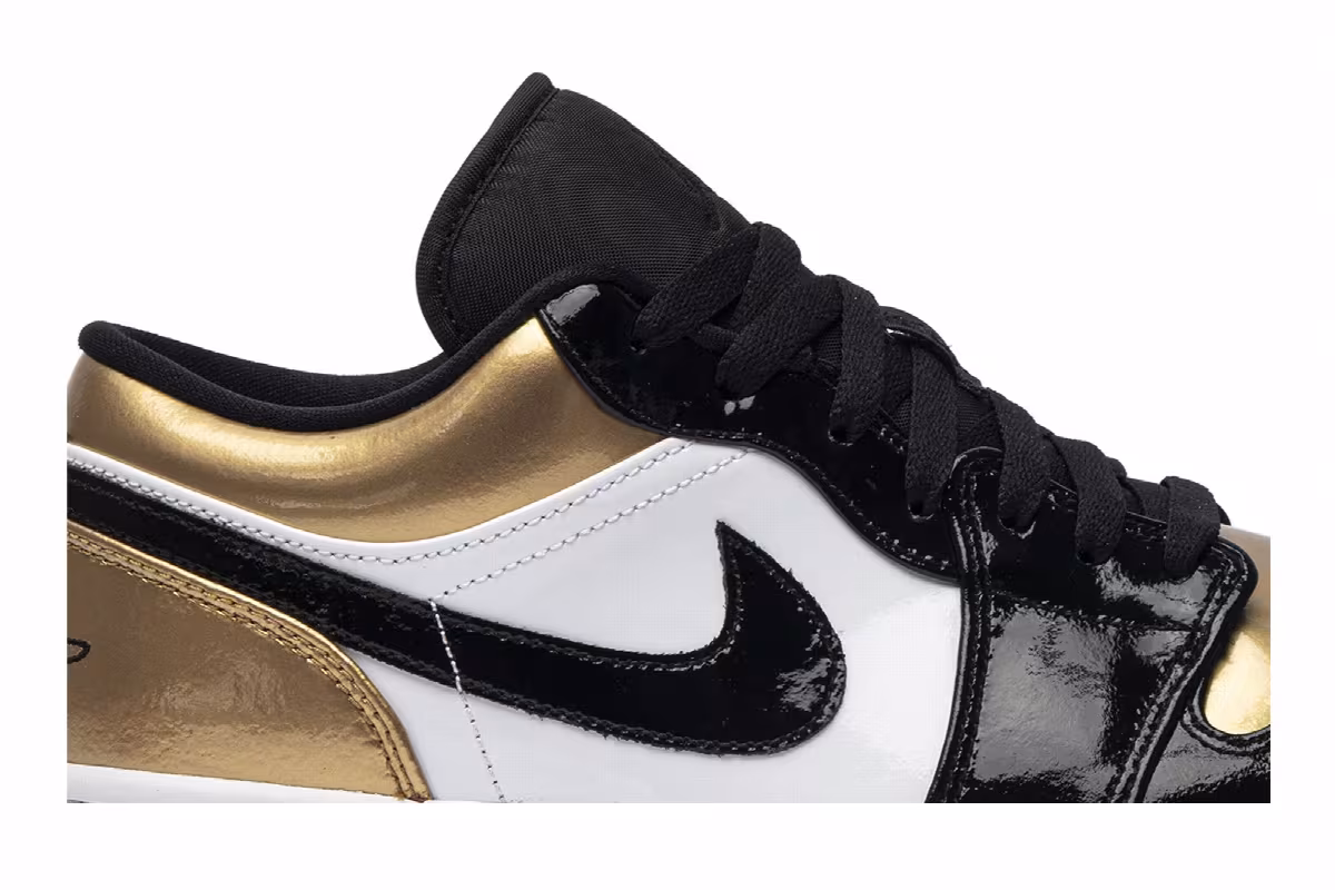Air Jordan 1 Low Gold Toe, view 3
