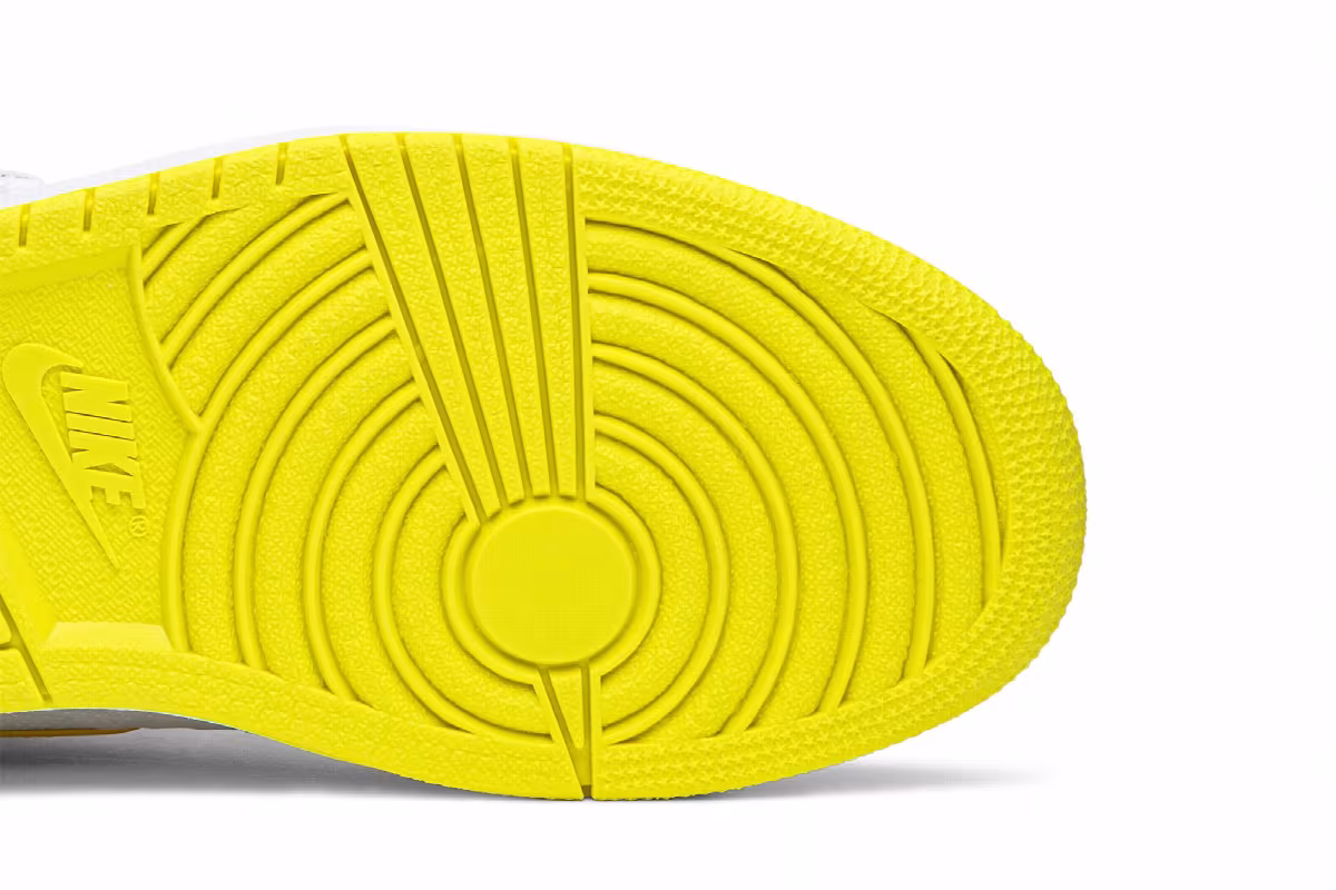 Air Jordan 1 High OG First Class Flight, view 6