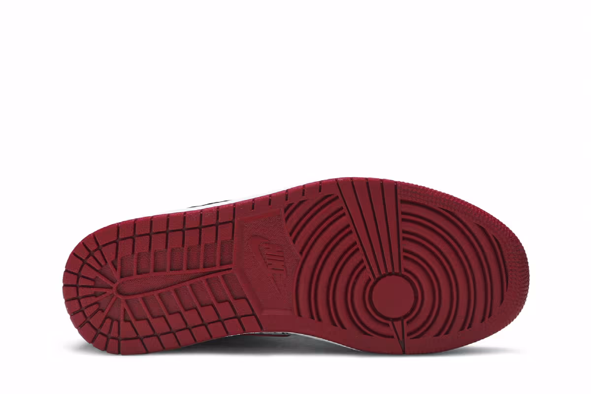 Air Jordan 1 Mid SE Newspaper Air Times, view 5