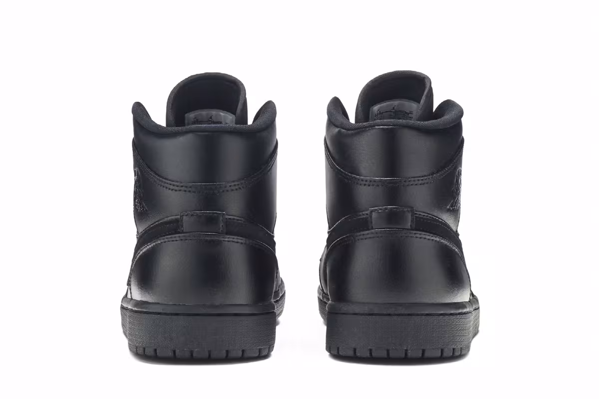 Air Jordan 1 Mid Triple Black, view 7