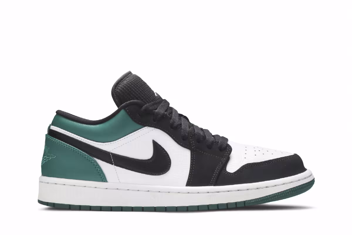 Air Jordan 1 Low Mystic Green, view 2