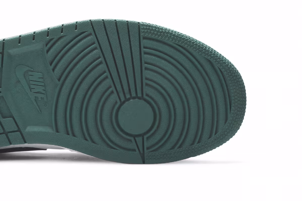 Air Jordan 1 Low Mystic Green, view 6