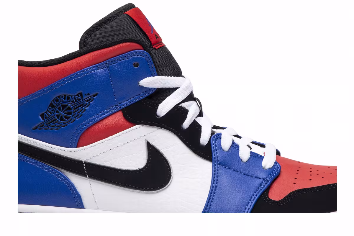 Air Jordan 1 Mid Top 3, view 3