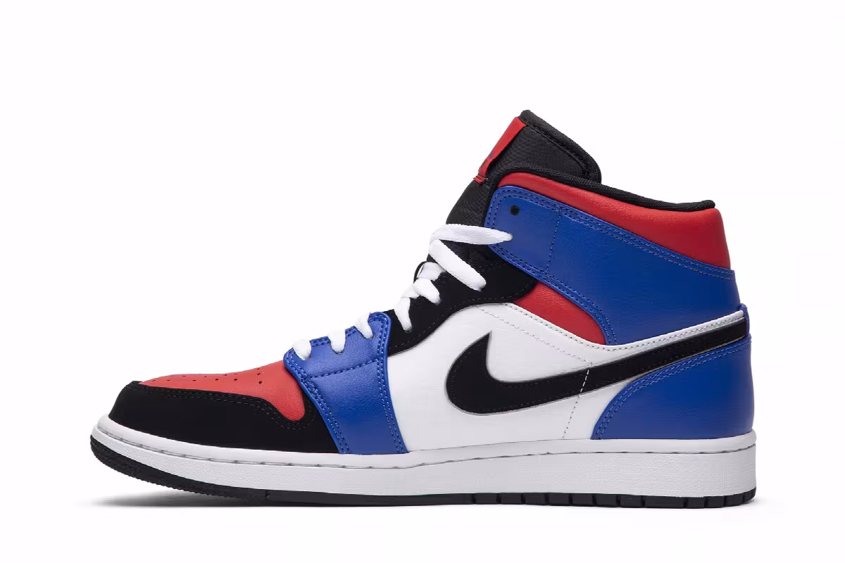 Air Jordan 1 Mid Top 3, view 4