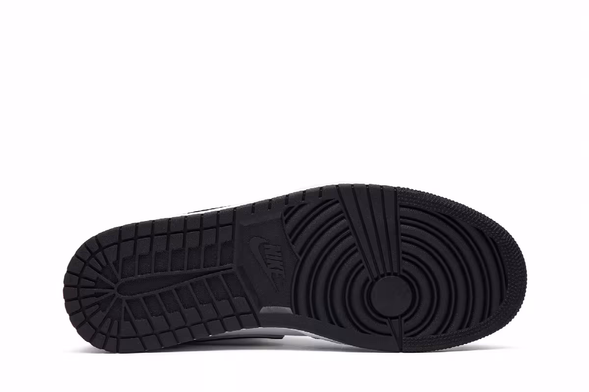 Air Jordan 1 Mid Top 3, view 6