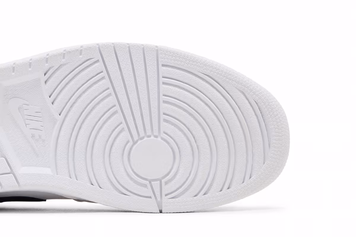 Air Jordan 1 Low White Obsidian, view 6
