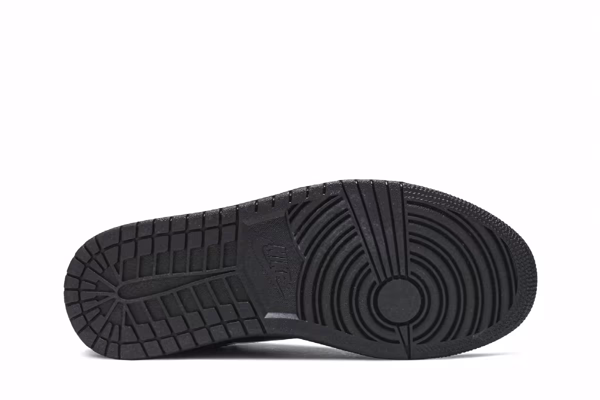 Air Jordan 1 Low Triple Black, view 5