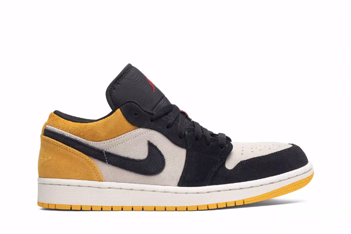 Air Jordan 1 Low University Gold, view 2