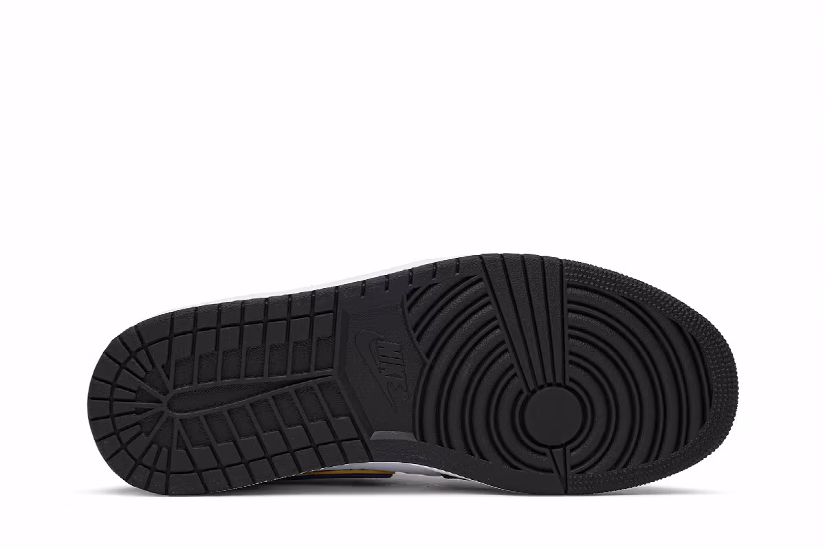 Air Jordan 1 Mid SE Rivals, view 5