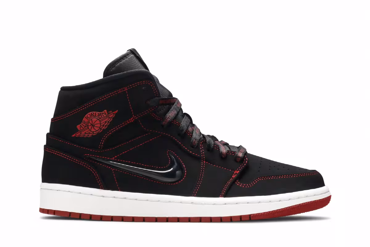 Air Jordan 1 Mid Fearless, view 2
