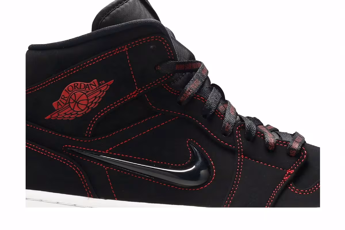 Air Jordan 1 Mid Fearless, view 3