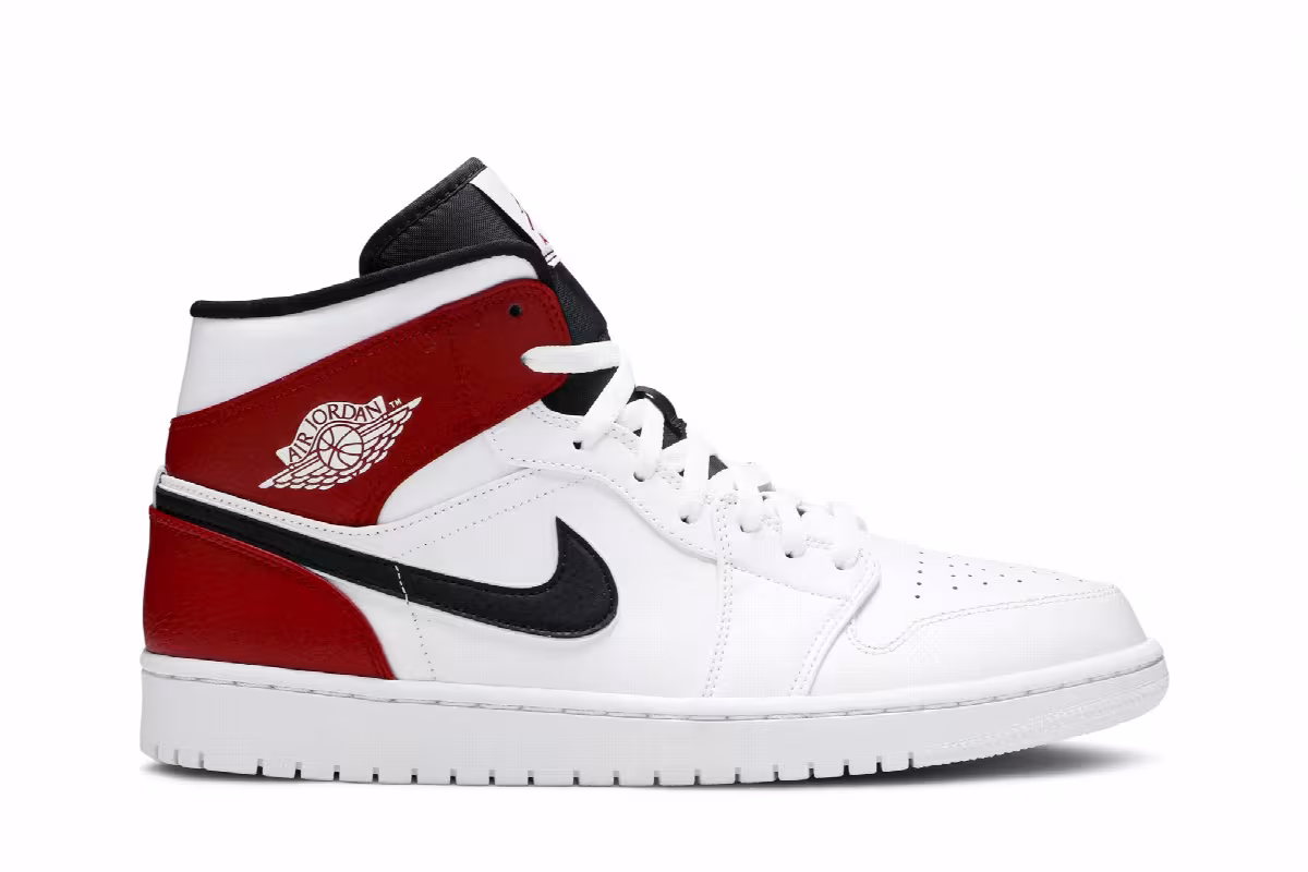 Air Jordan 1 Mid White Chicago, view 2