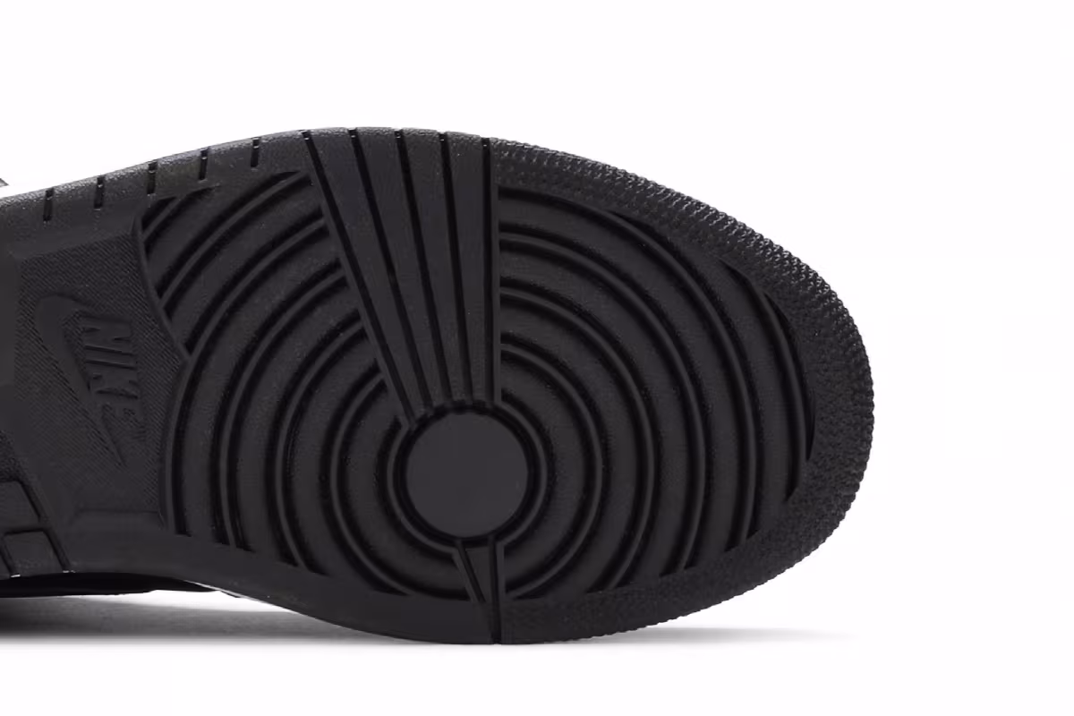 Air Jordan 1 Mid SE Nylon Black Grey, view 6