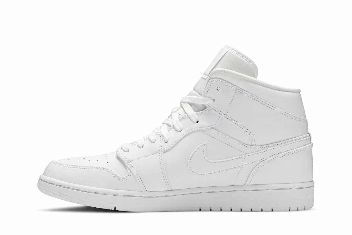 Air Jordan 1 Mid Triple White 2019, view 4