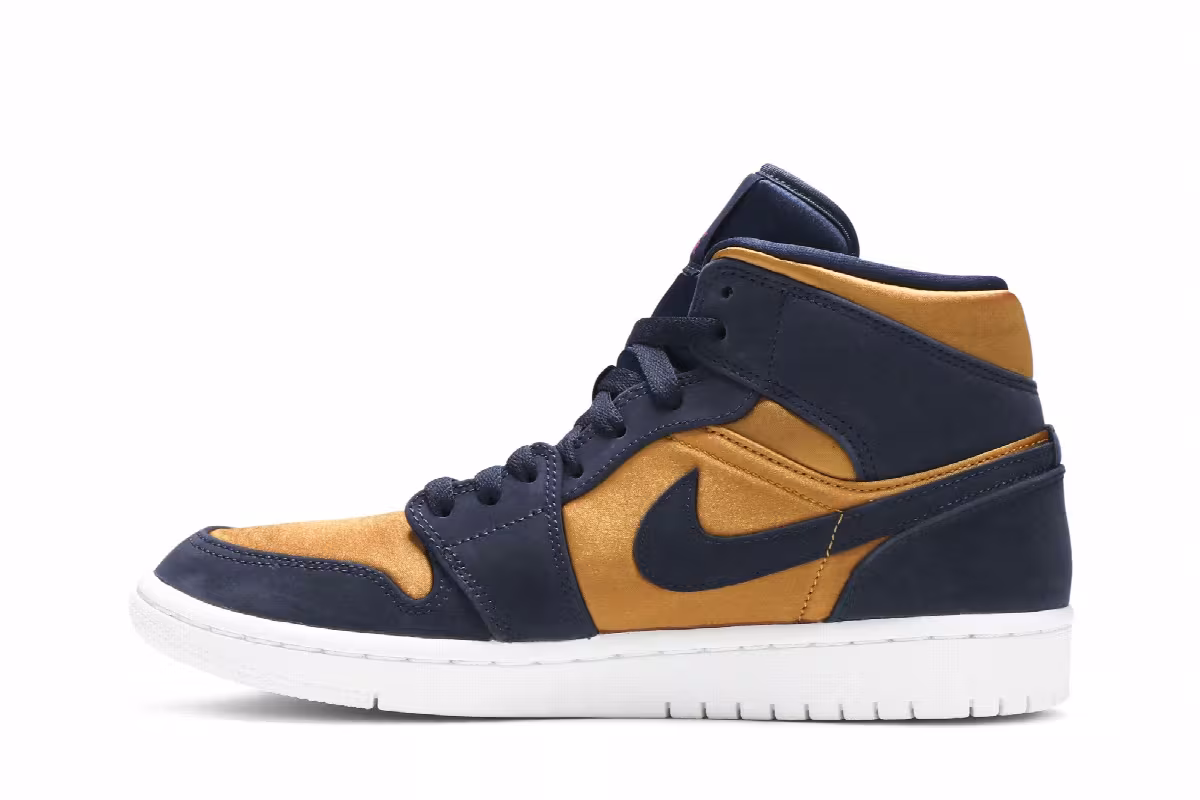 Air Jordan 1 Mid SE Premium Stain Gold, view 4
