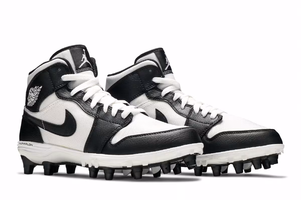 Air Jordan 1 Mid TD Cleat Black White, view 9