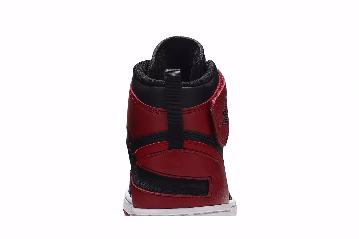 Air Jordan 1 High FlyEase Black Toe, view 8
