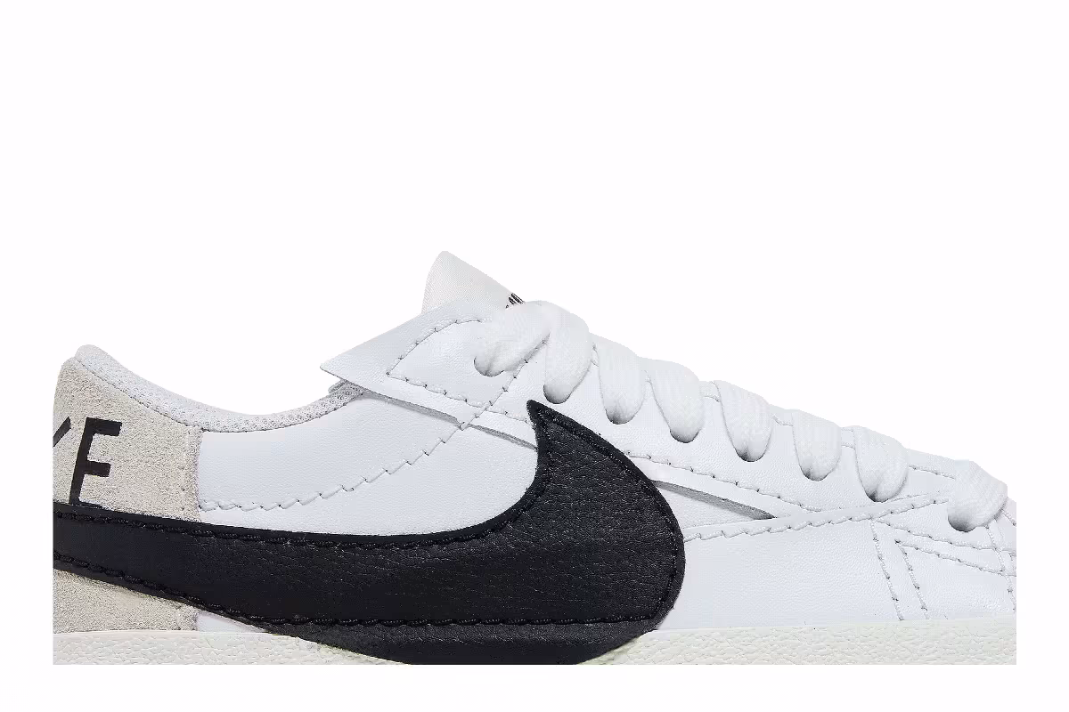 Nike Women's Blazer Low Jumbo White Black, view 3