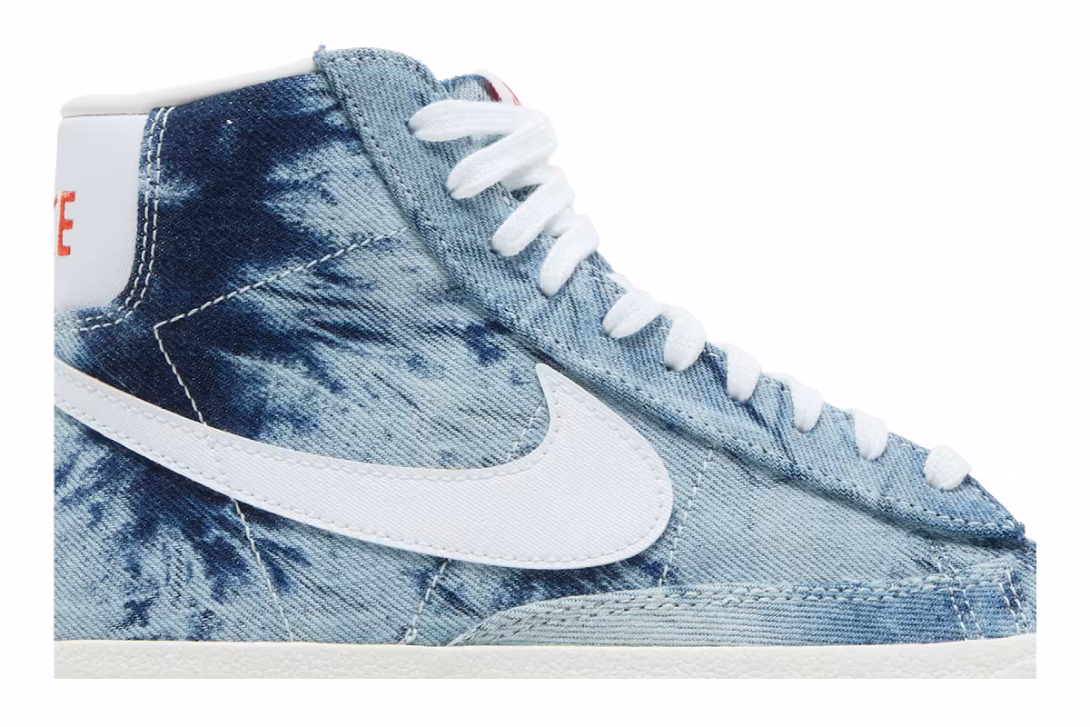 Nike Women's Blazer Mid Washed Denim, view 3