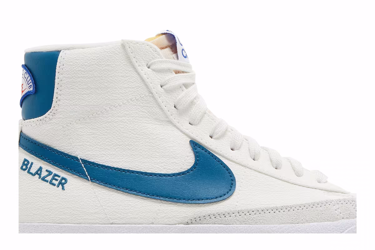 Nike Women's Blazer Mid Athletic Club, view 3