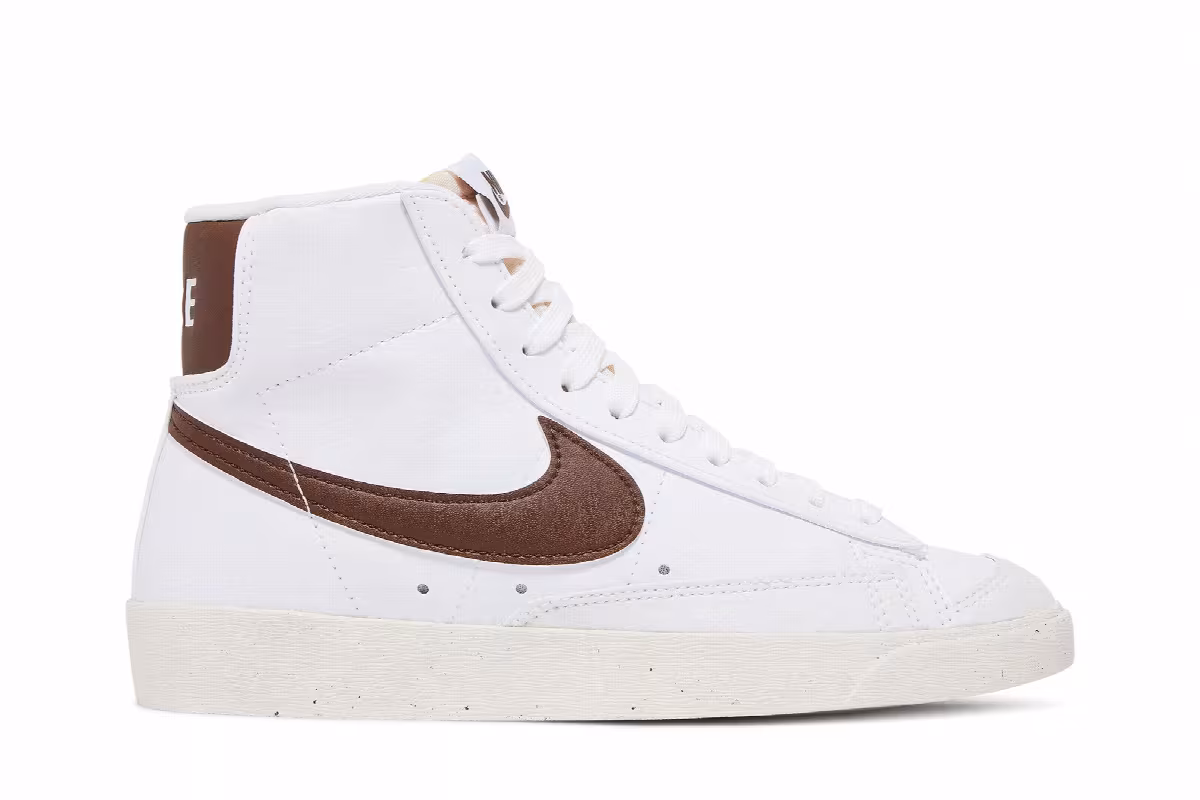 Nike Women's Blazer Mid Cacao Wow, view 2