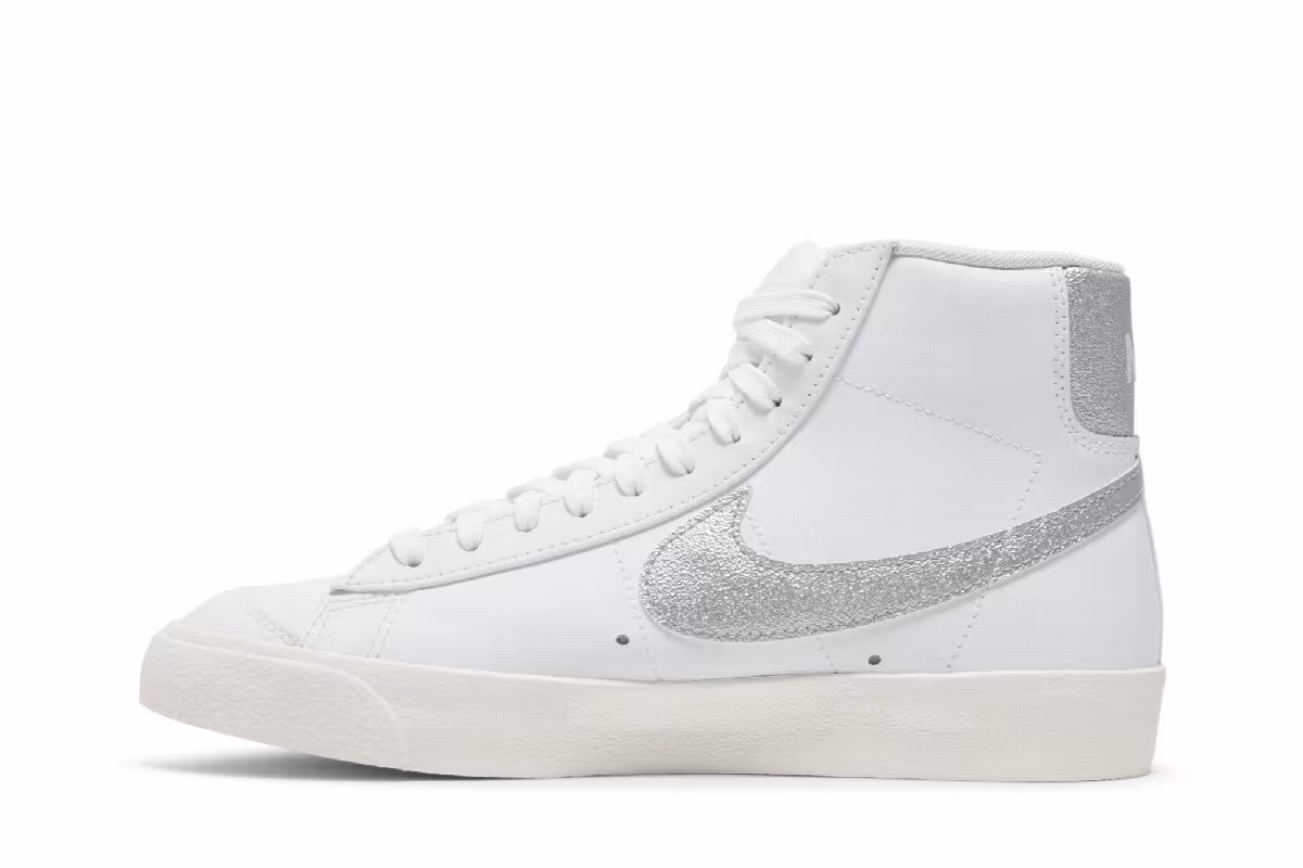 Nike Women's Blazer Mid White Metallic Silver, view 4
