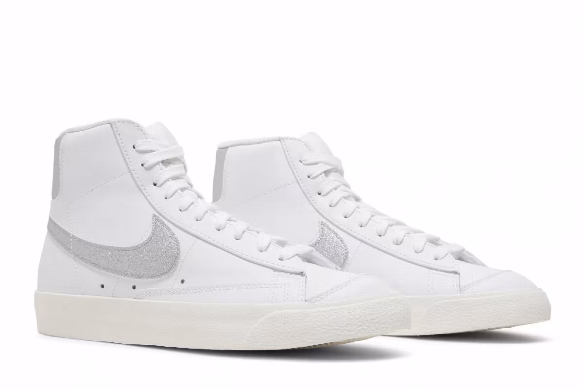 Nike Women's Blazer Mid White Metallic Silver, view 9