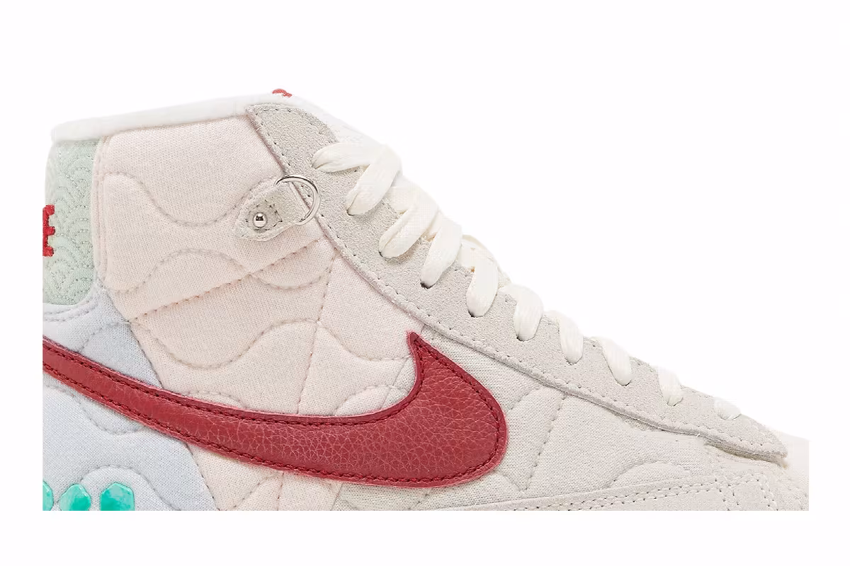 Nike Women's Blazer Mid Chinese New Year, view 3