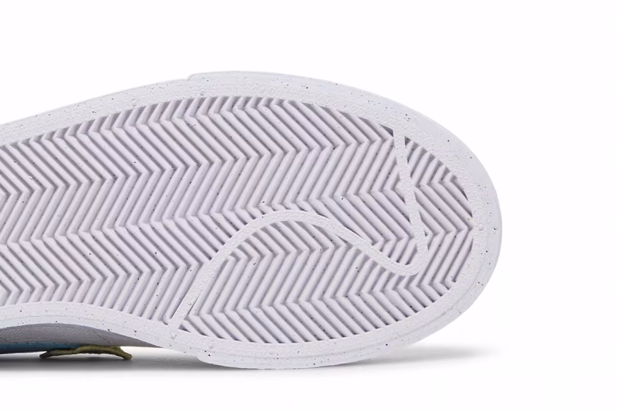 Nike Women's Blazer Low Platform Next Nature Air Sprung, view 6