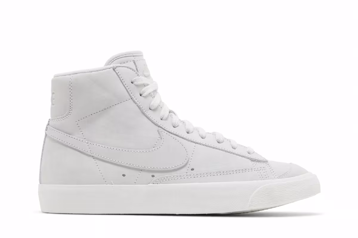 Nike Women's Blazer Mid Premium Photon Dust, view 2
