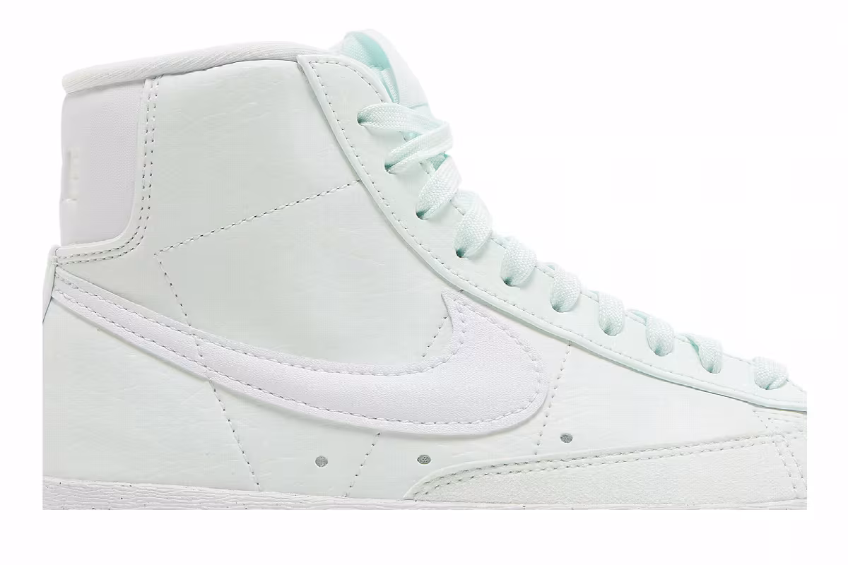 Nike Women's Blazer Mid Mint Green, view 3