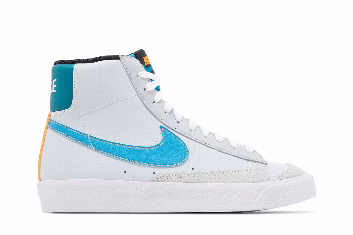 Nike Blazer Mid Pure Platinum Laser Blue, view 2