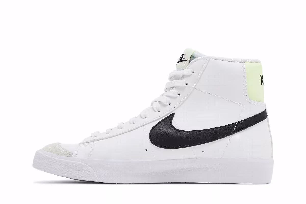Nike Blazer Mid White Black Volt, view 4