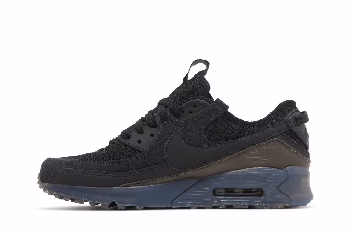 Nike Air Max Terrascape 90 Triple Black, view 4