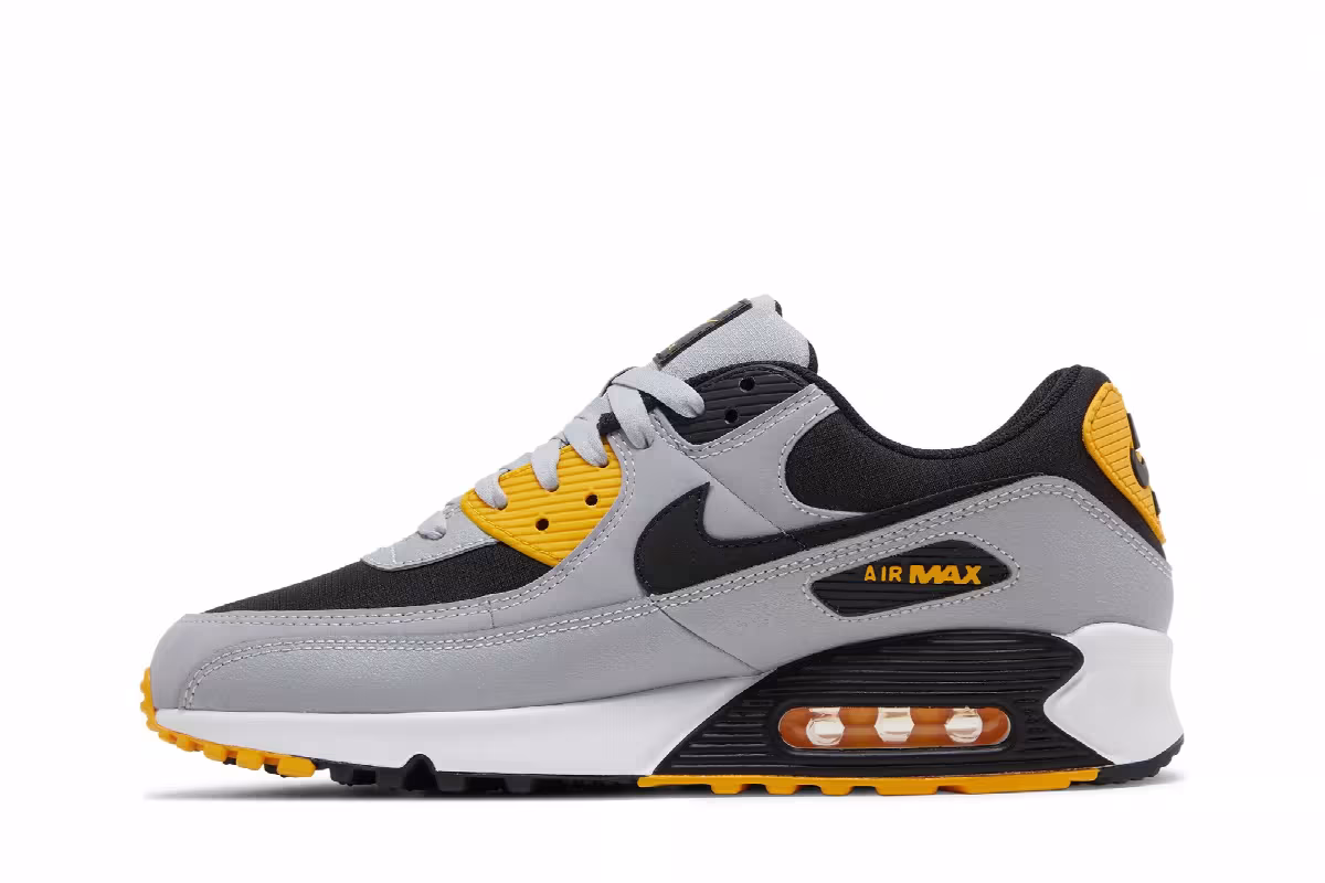 Nike Air Max 90 Classic Batman, view 4
