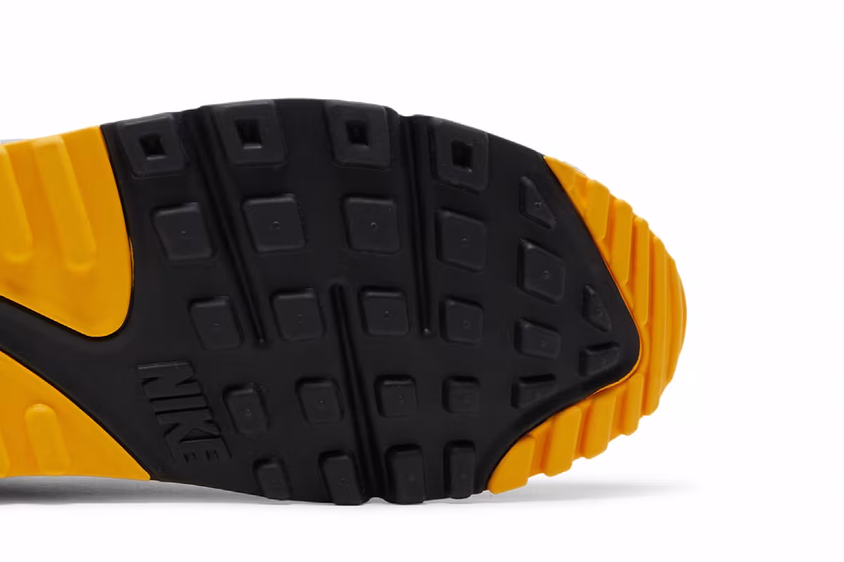 Nike Air Max 90 Classic Batman, view 6