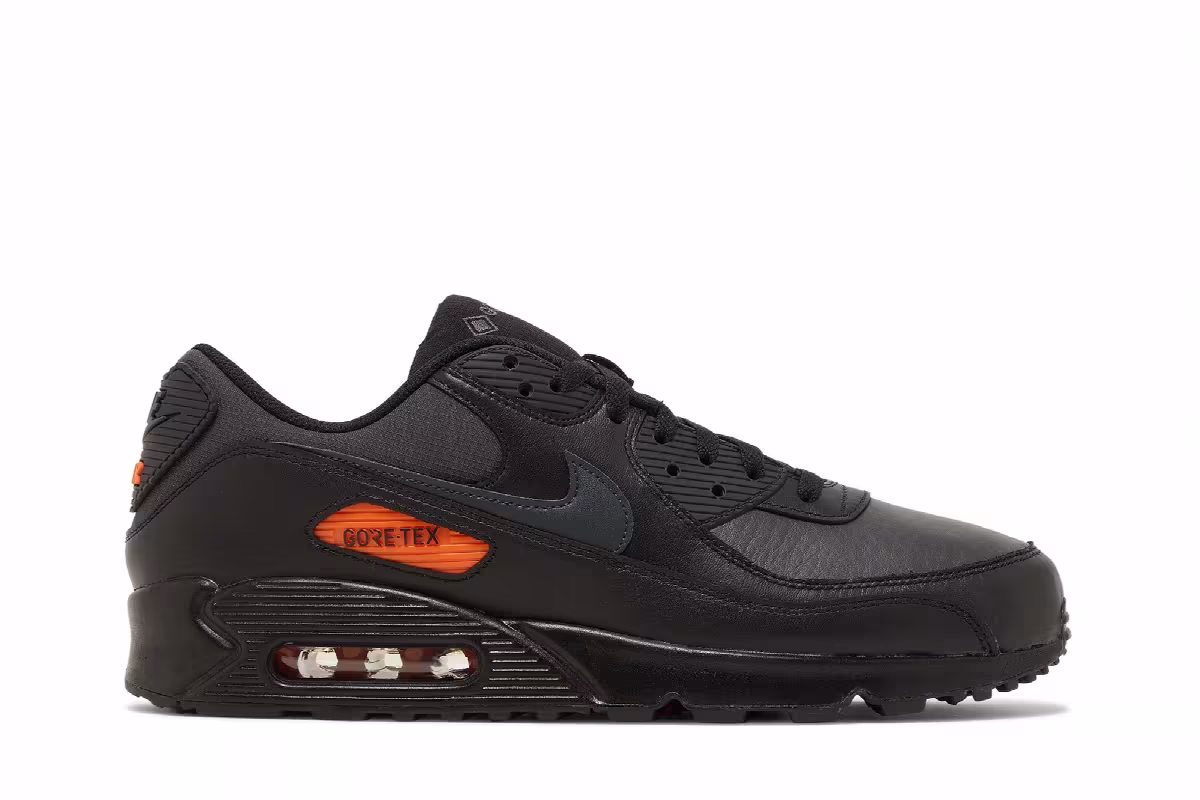 Nike Air Max 90 GORE-TEX Black Safety Orange, view 2