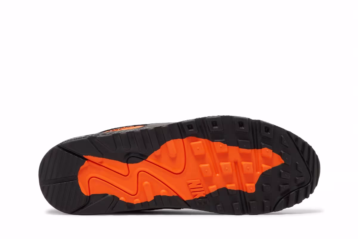 Nike Air Max 90 GORE-TEX Black Safety Orange, view 5